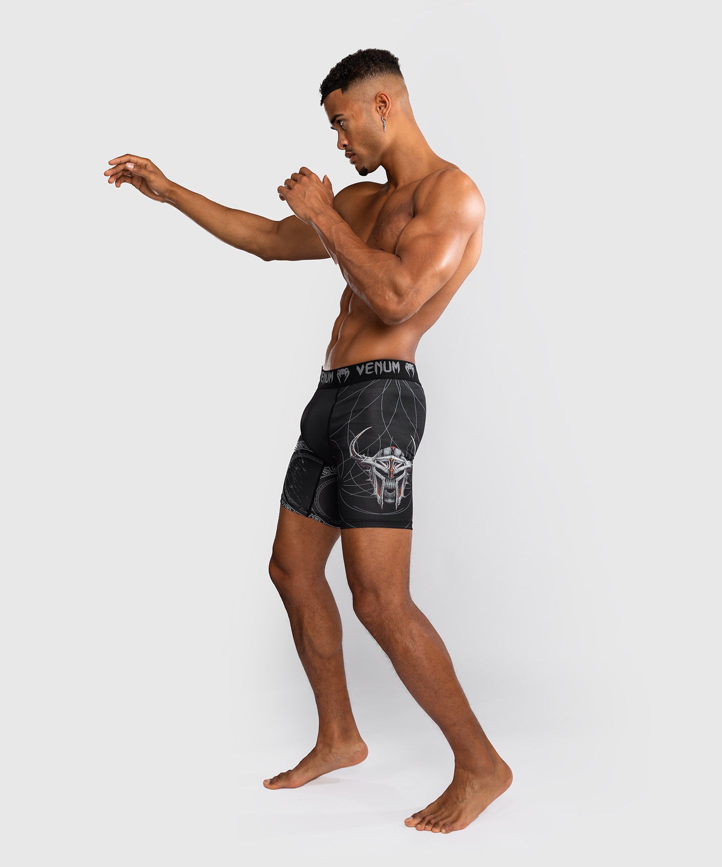 Venum Gladiator 5.0 Men's Vale Tudo Shorts - Black/Silver