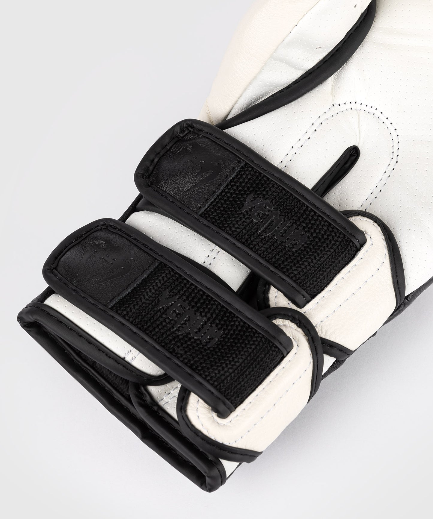 Venum Reverso Boxing Gloves - Snow White / Black