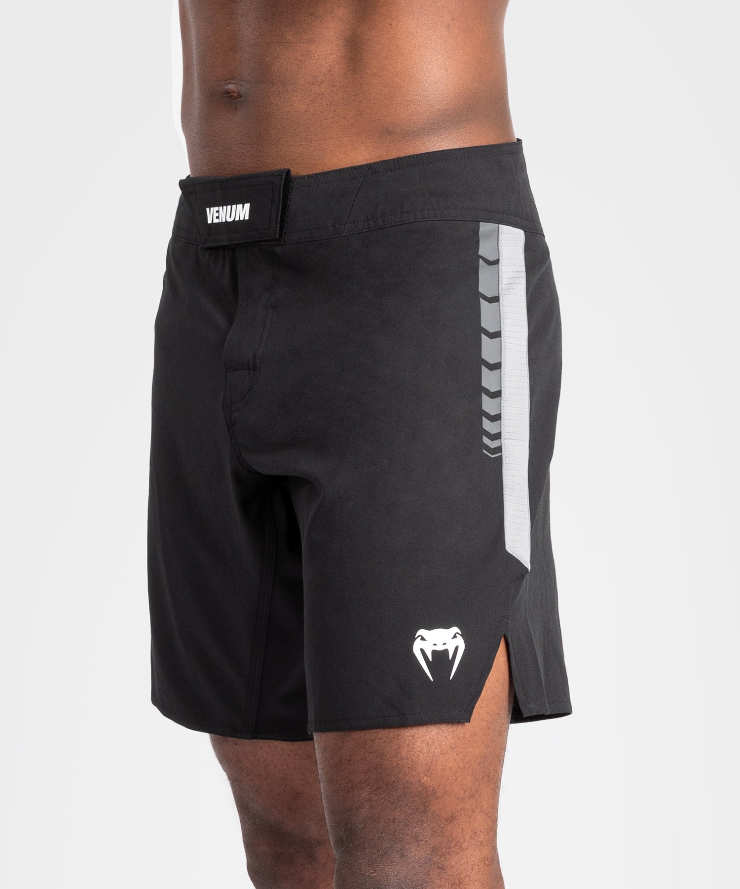 Venum popular MMA Performance Lightweight Black Grey Shorts M Mens