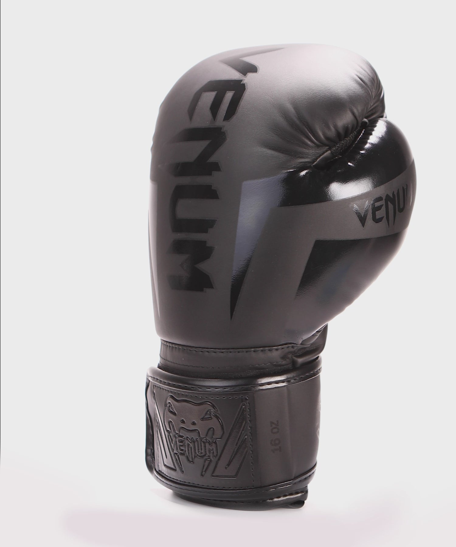 Venum elite cheap boxing gloves black