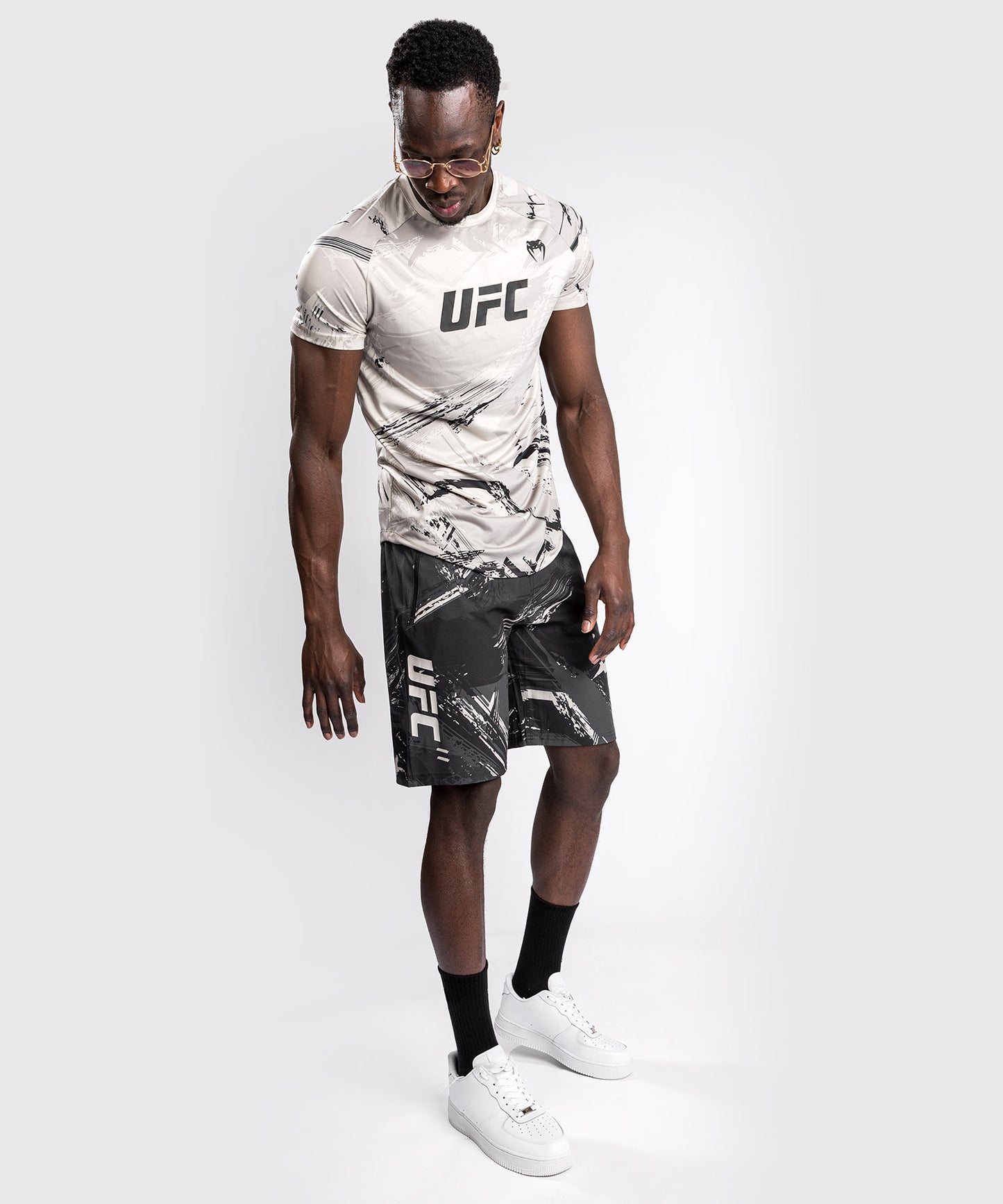 UFC Venum gear: See photos of new fighter uniforms
