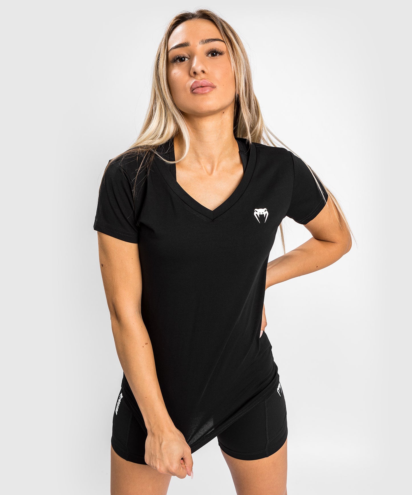 Venum Essential Women's T-Shirt - Black - Venum