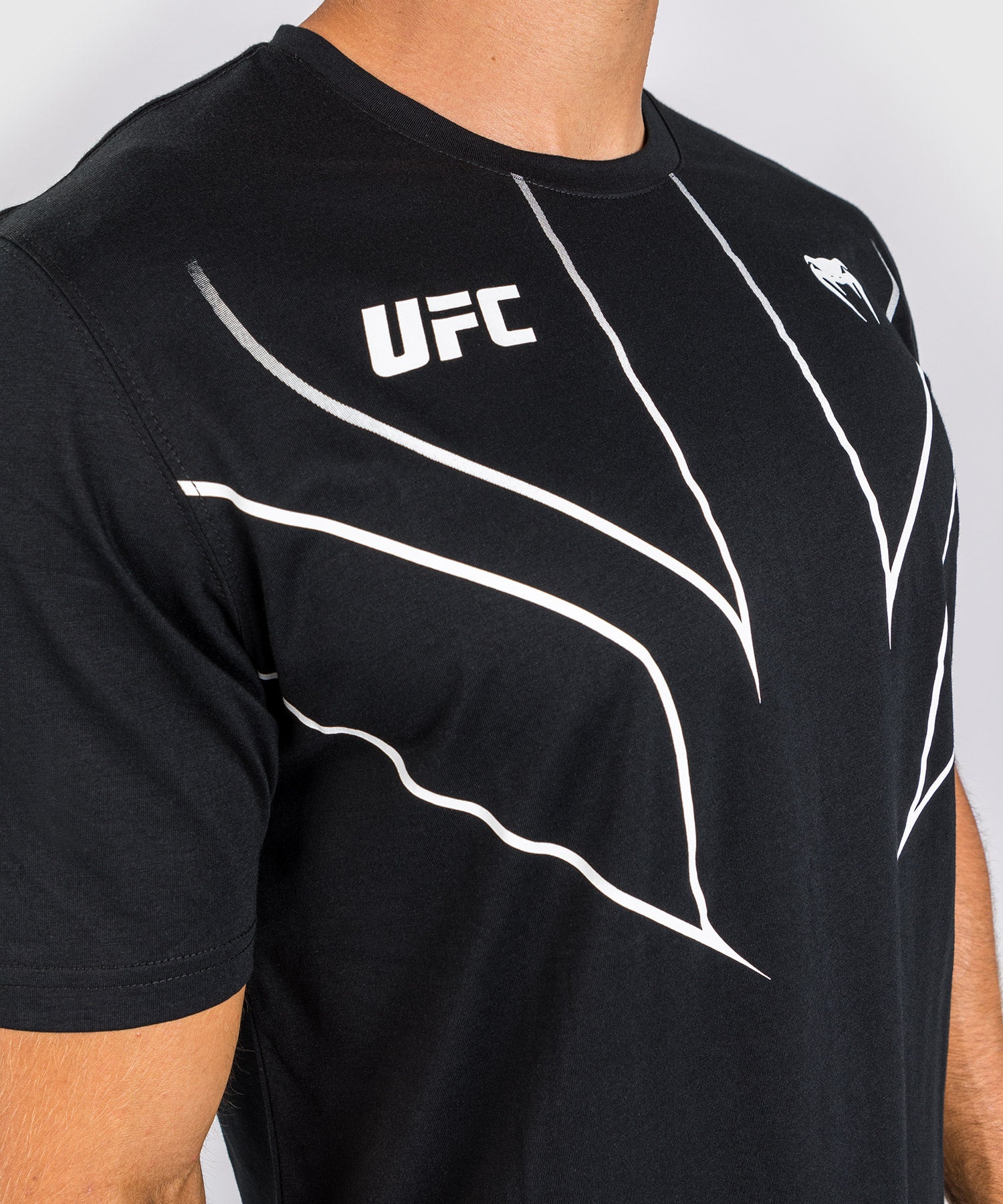UFC Venum Fight Night 2.0 Replica Men's T-shirt - Black - Venum