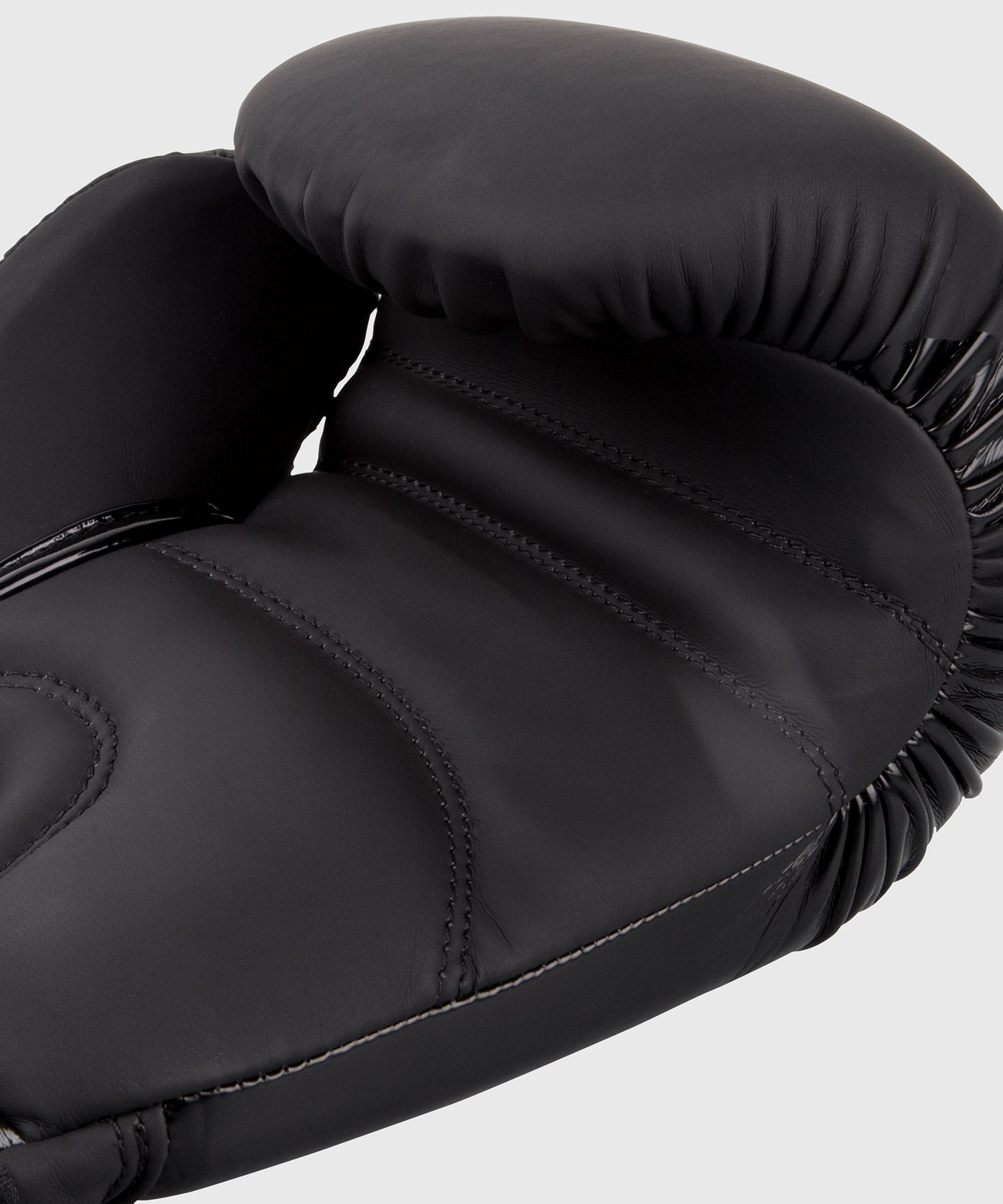 Venum Boxing Gloves Contender 2.0 - Black/Grey-White - Venum