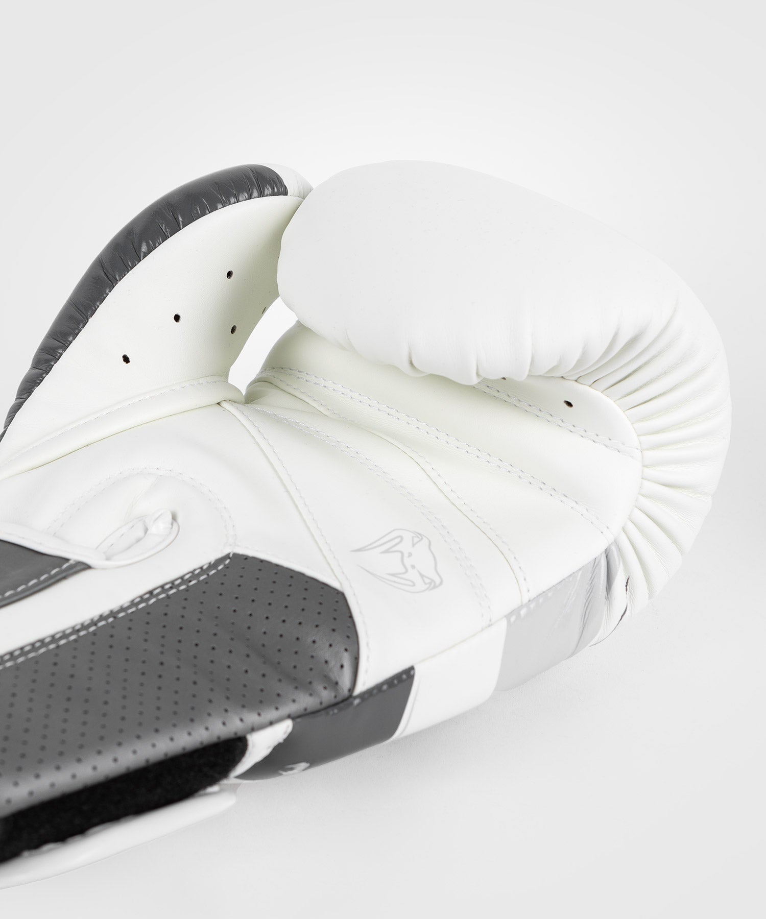 Venum Elite Evo Boxing Gloves - Grey/White - Venum