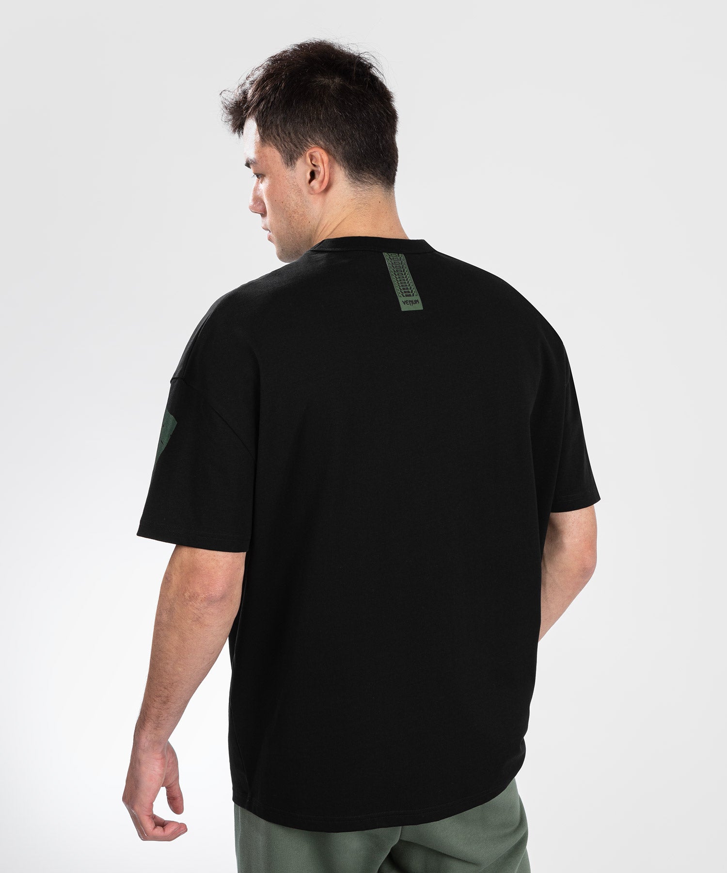 Venum Connect XL oversize fit sweatpants black > Free Shipping