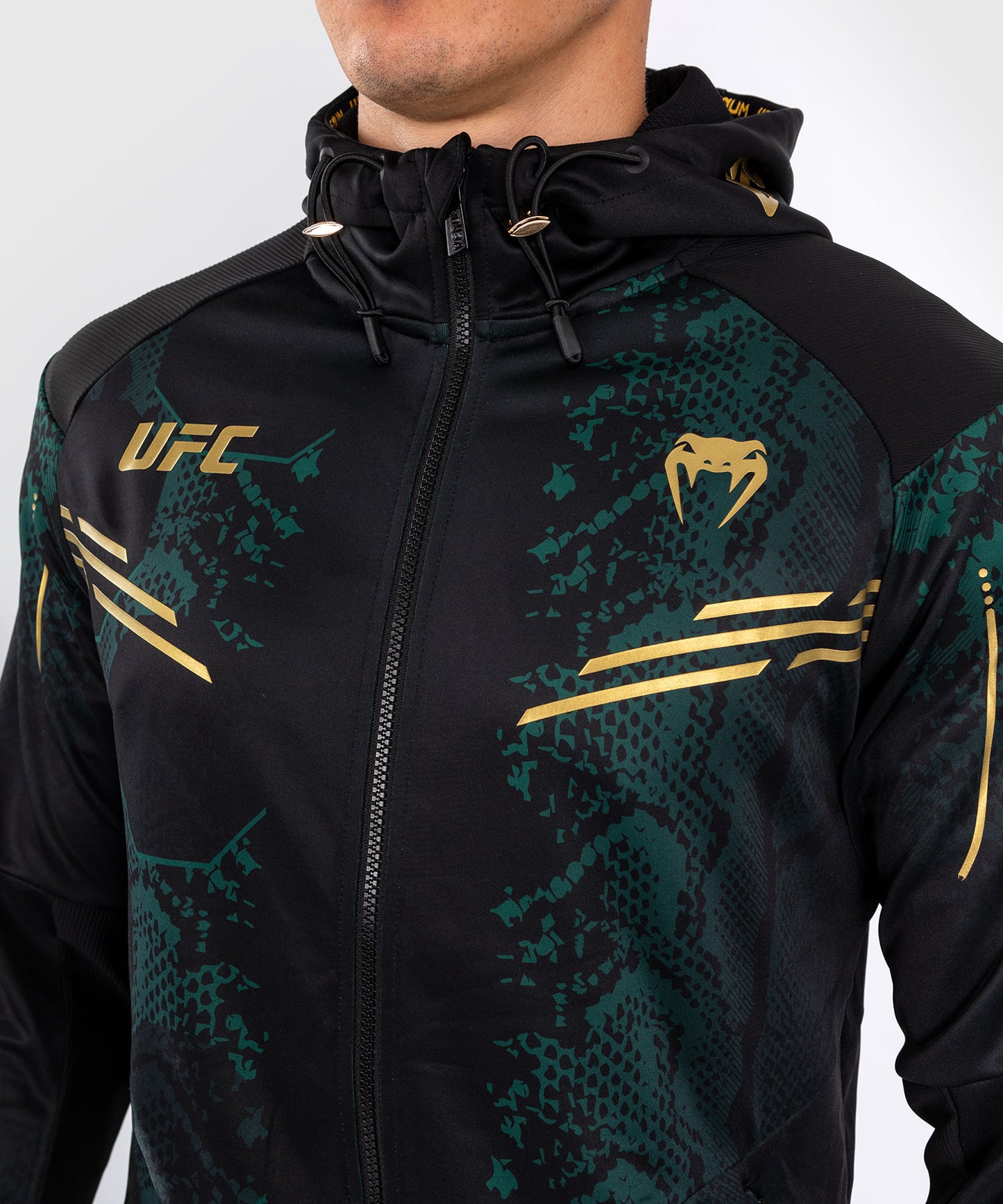 UFC Adrenaline by Venum Personalized Authentic Fight Night Camiseta de  hombre - Emerald Edition - Verde/Negro